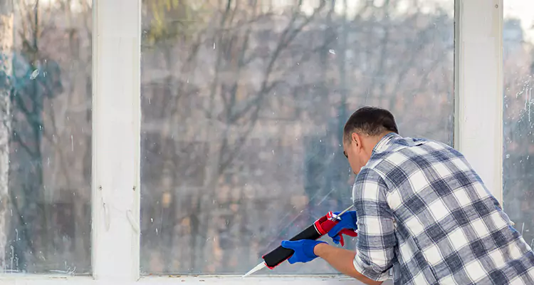 Quality Sliding Shower Door Repair for Closing Issues in Winter Springs, FL
